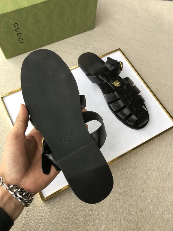 Gucci Shoe 